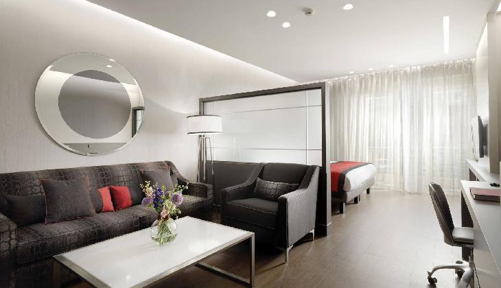 هتل هالیدی سوییت