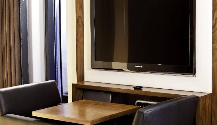 Cascades on the Promenade