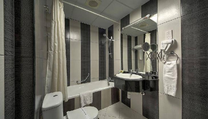 هتل دلمون پالاس