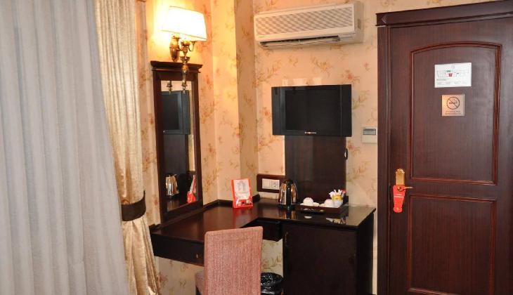 هتل پِرا رُز