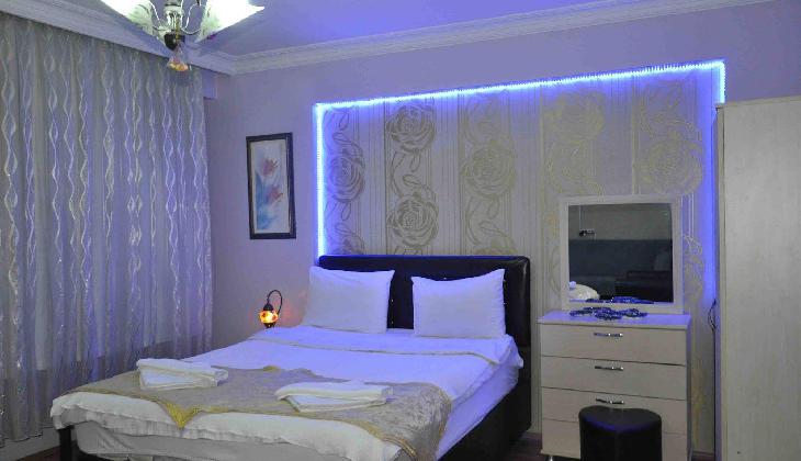 Caravan Palace Apart