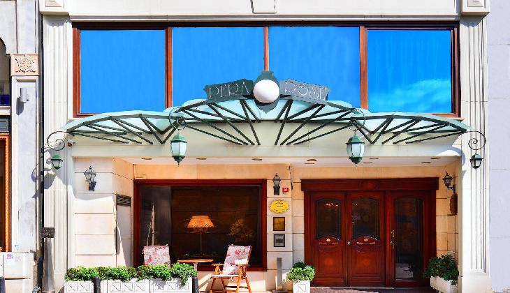 هتل پِرا رُز