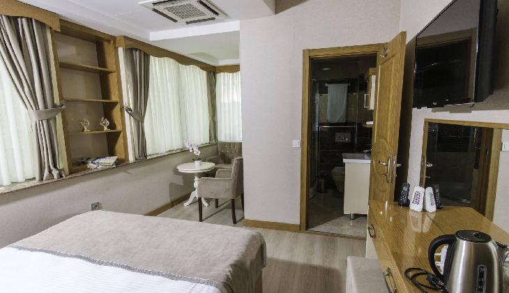 De Maison Airport Hotel