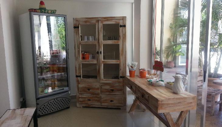 Sunrise 42 Suites Hotel