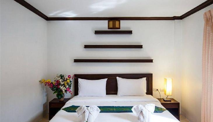 هتل تریپل راند پلیس