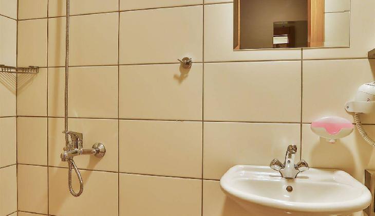 Han Hostel Airport North