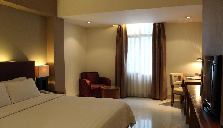 Anggrek Shopping Hotel