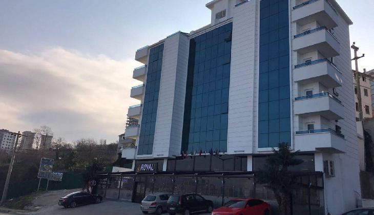 Royal Life Exclusive