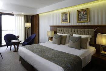 Zimmer Bosphorus Hotel