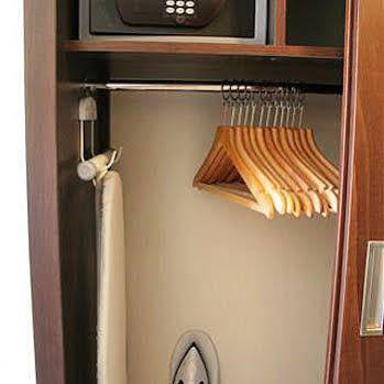 هتل لیوادیوتیس سیتی