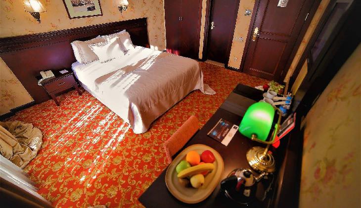 هتل پِرا رُز