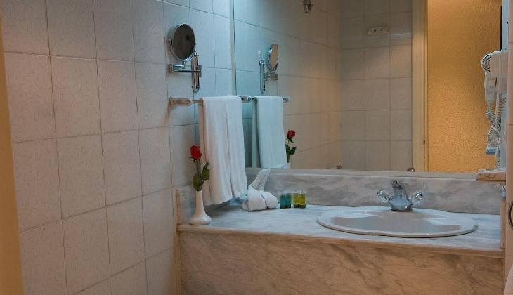 Dar Al Eiman Al Andalus Hotel