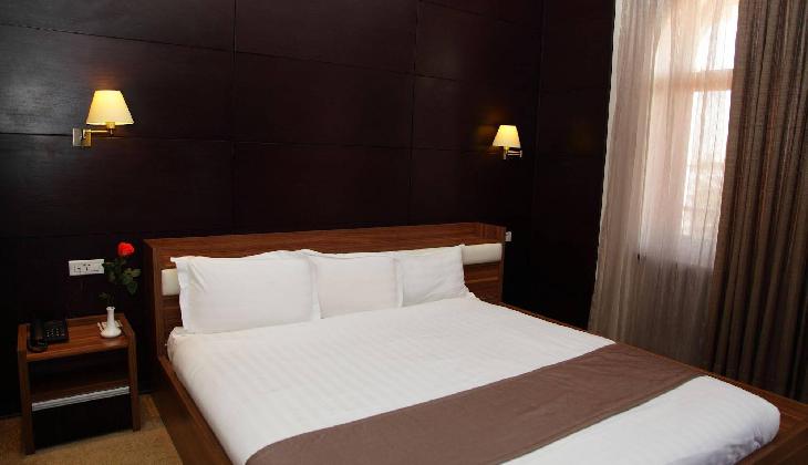 هتل باس بوتیک