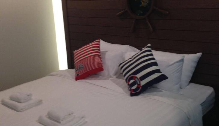 Bed by Cruise Hotel @Samakkhi-Tivanont