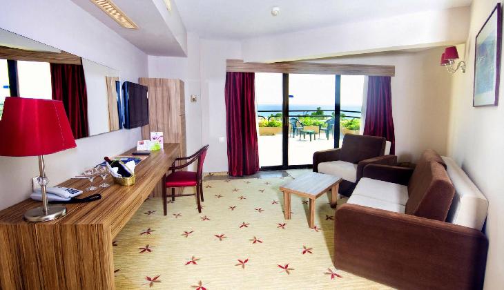 Grand Prestige Hotel and Spa