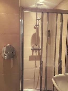 Budget Hotel Damrak Inn