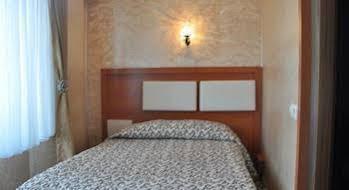 هتل کایا مادرید