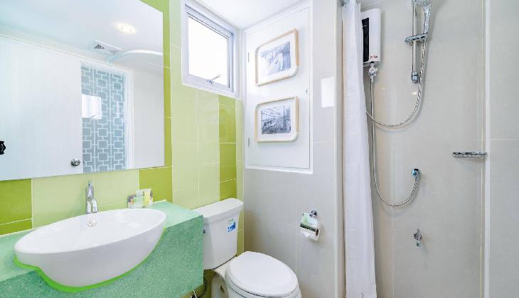 The Tint At Phuket Town