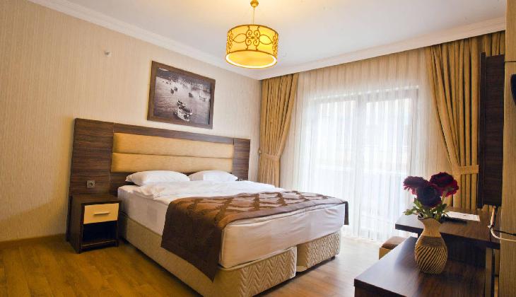 Panagia Suite Hotel