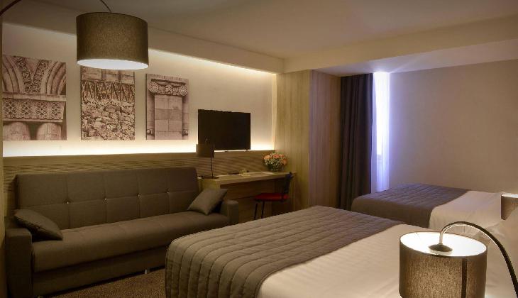 هتل ریپابلیکا ایروان