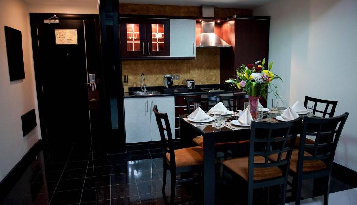 Royal Grand Suite Hotel