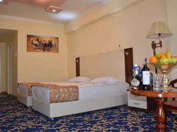 هتل رویال پلازا