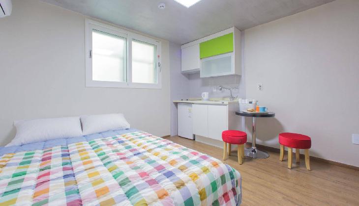 KW Hongdae Line Hostel