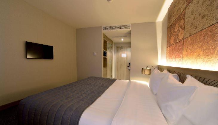 هتل ریپابلیکا ایروان