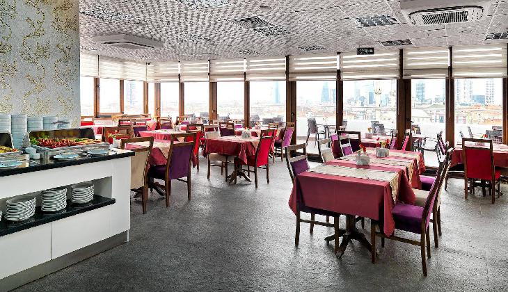 هتل وایت مونارچ