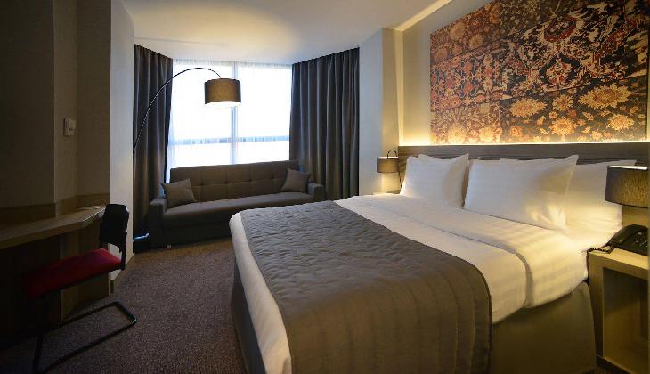 هتل ریپابلیکا ایروان