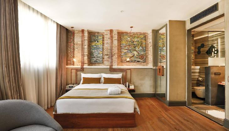 Occidental The Public