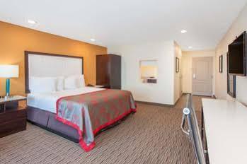Ramada Culver City