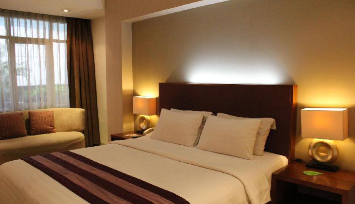 Anggrek Shopping Hotel