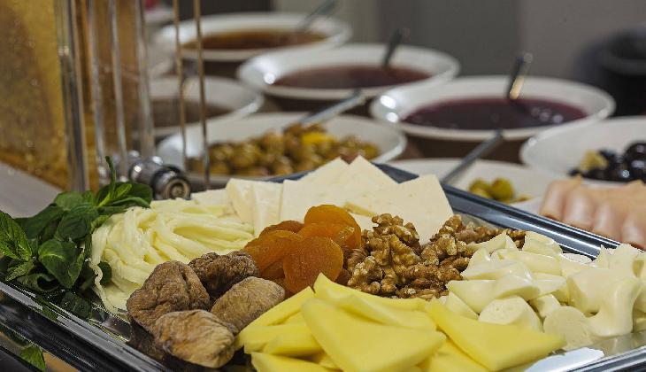 Meroddi Galata Mansion