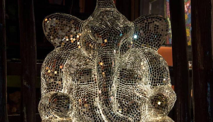 Blue Parrot 5th Avenue