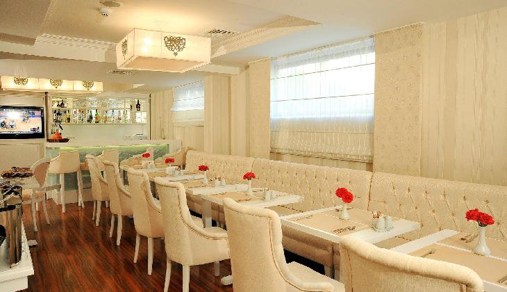 Albinas Hotel Old City