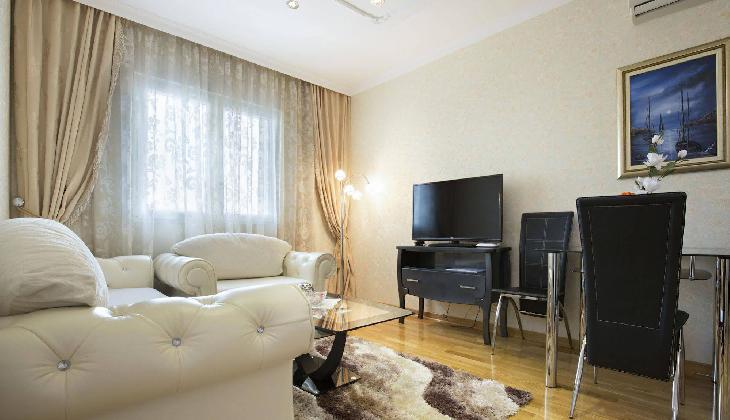 Lazar Lux Apartments