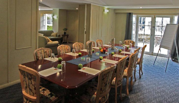 Waldorf Leura Gardens Resort