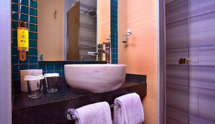 هتل پرا تولیپ