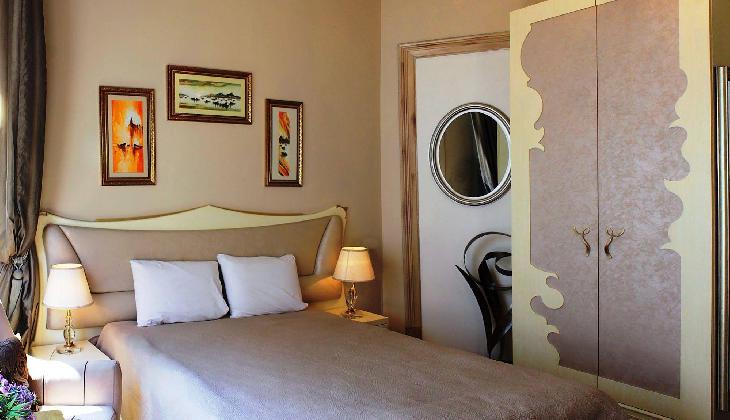 Ragip Pasha Apartments