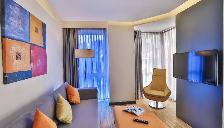 Business Life Boutique Hotel