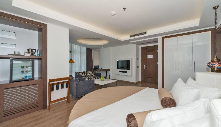 هتل دورا استانبول