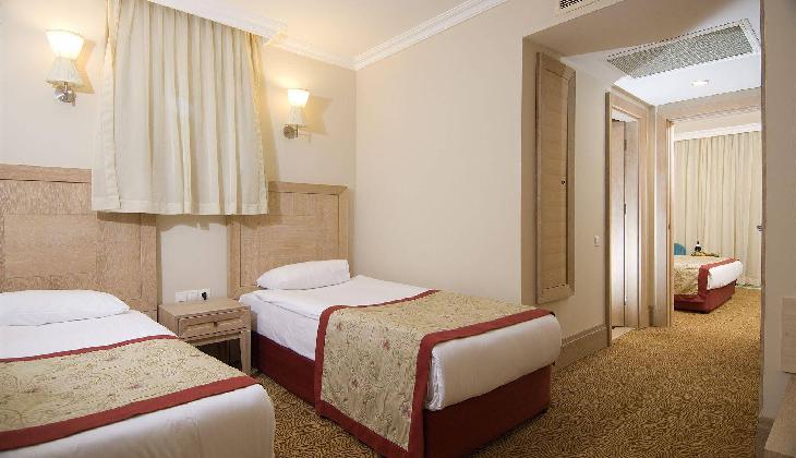 هتل ورا میر ریزورت