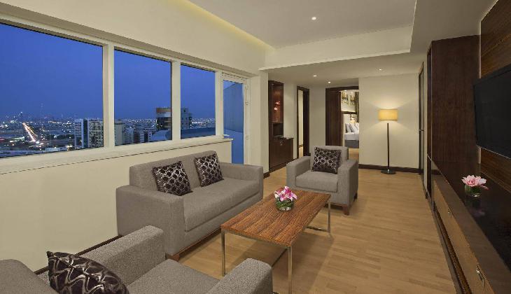 هتل و مجوعه اقامتی دابل تری بای هیلتون دبی - البرشا