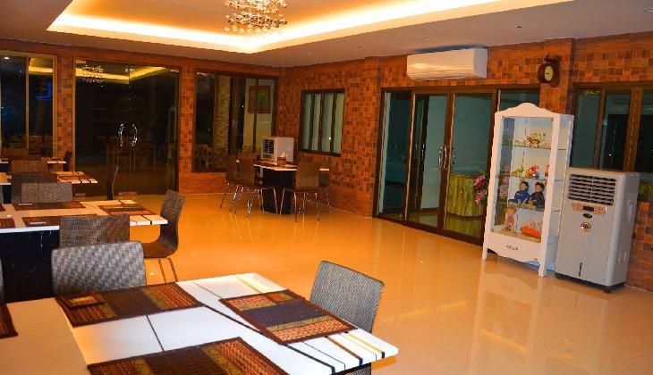 Silver Gold Garden, Suvarnabhumi Airport