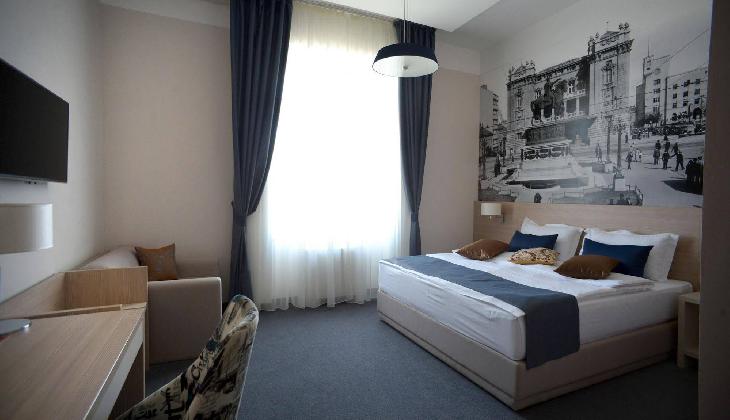 Five Points Square City Center