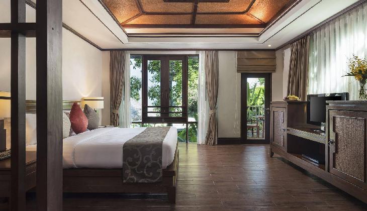 هتل نورا بوري سامويي