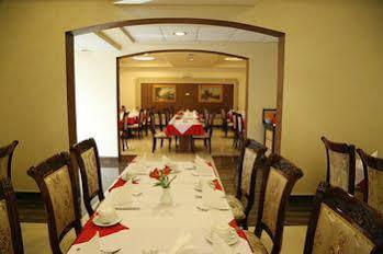 هتل رویال پلازا