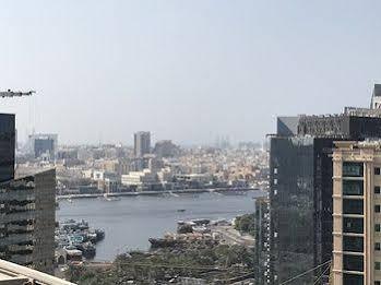 Pearl Park Inn Deluxe Hotel Apartments