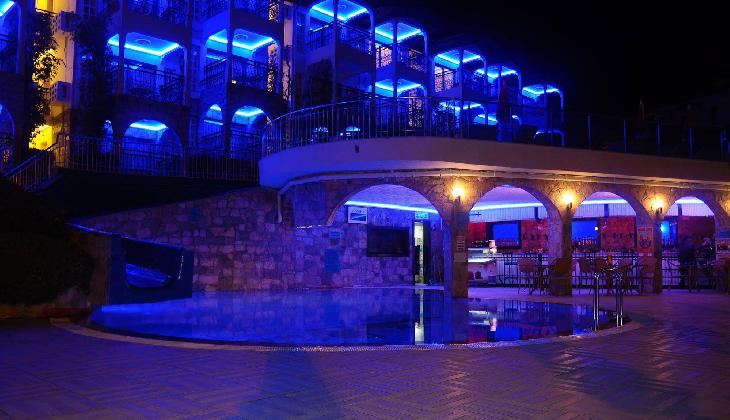 Club Aquarium Apartments